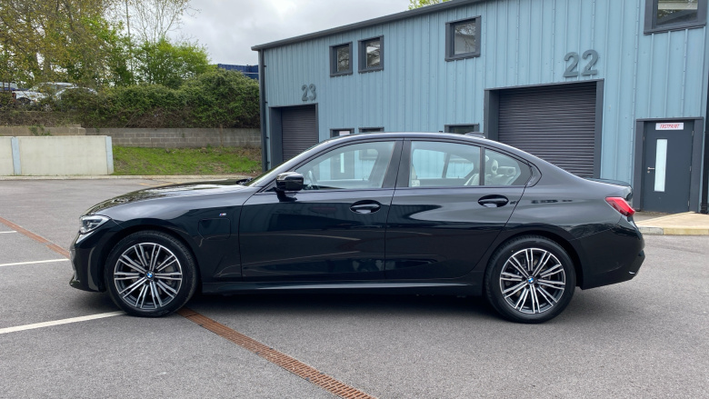 BMW 3 Series 330e M Sport 4dr Auto Saloon